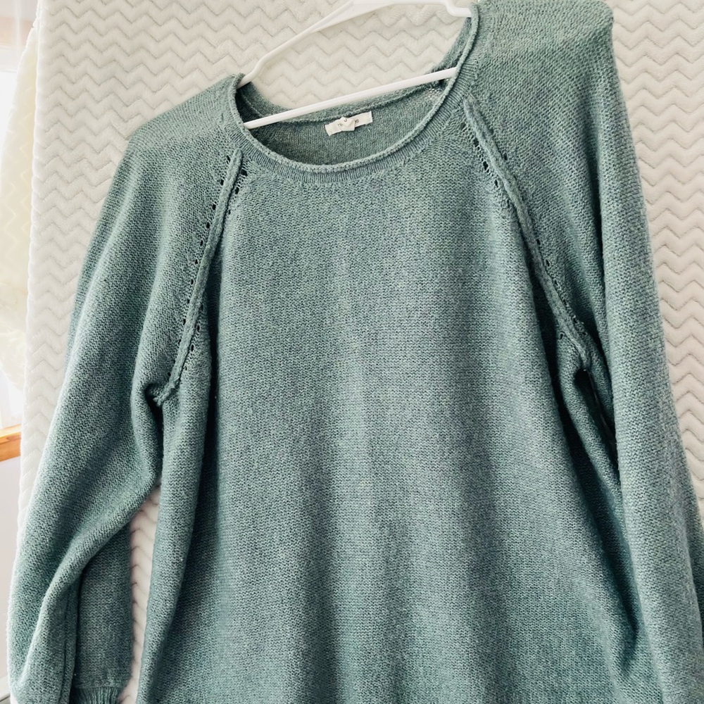 Maurices Green Crew Neck Sweater with Raglan Sleeves